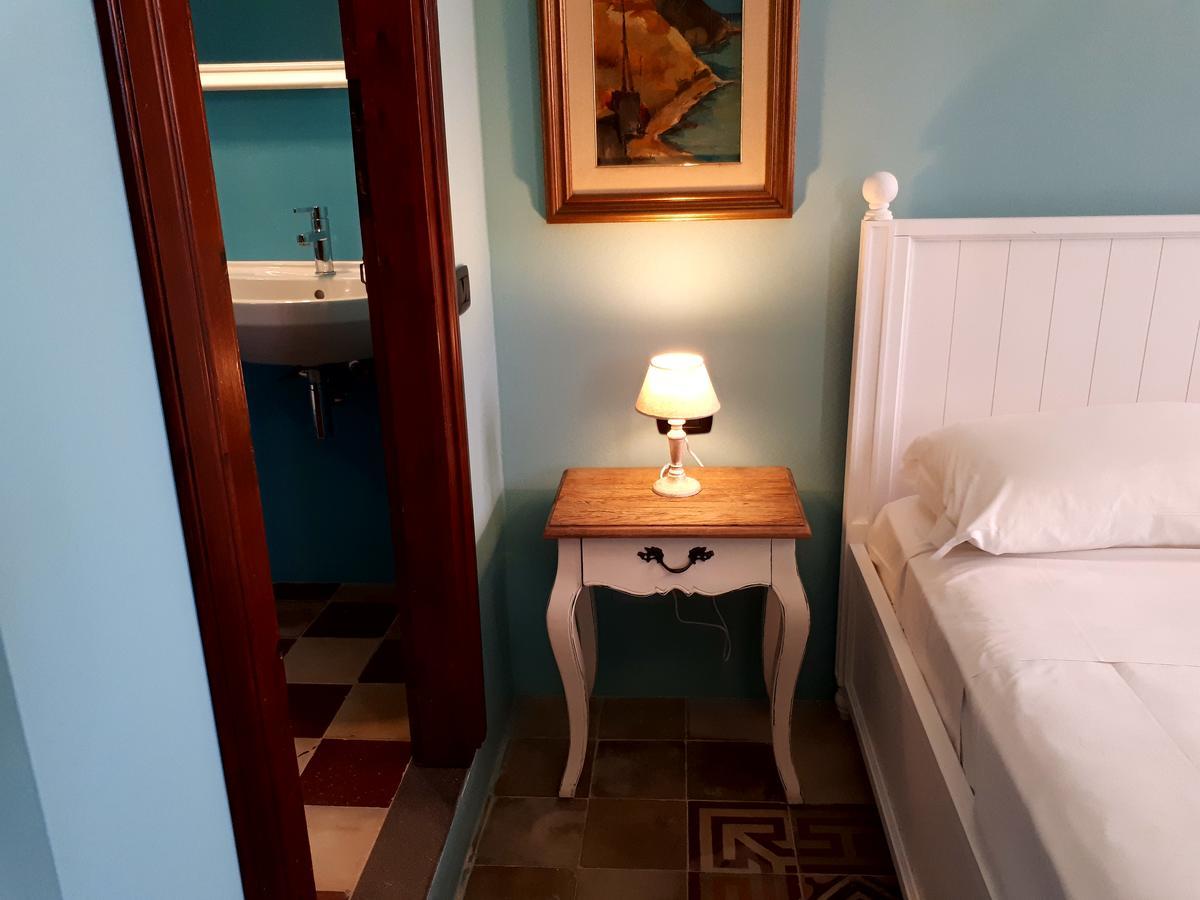 Sofia Family Suites Carloforte  Bagian luar foto